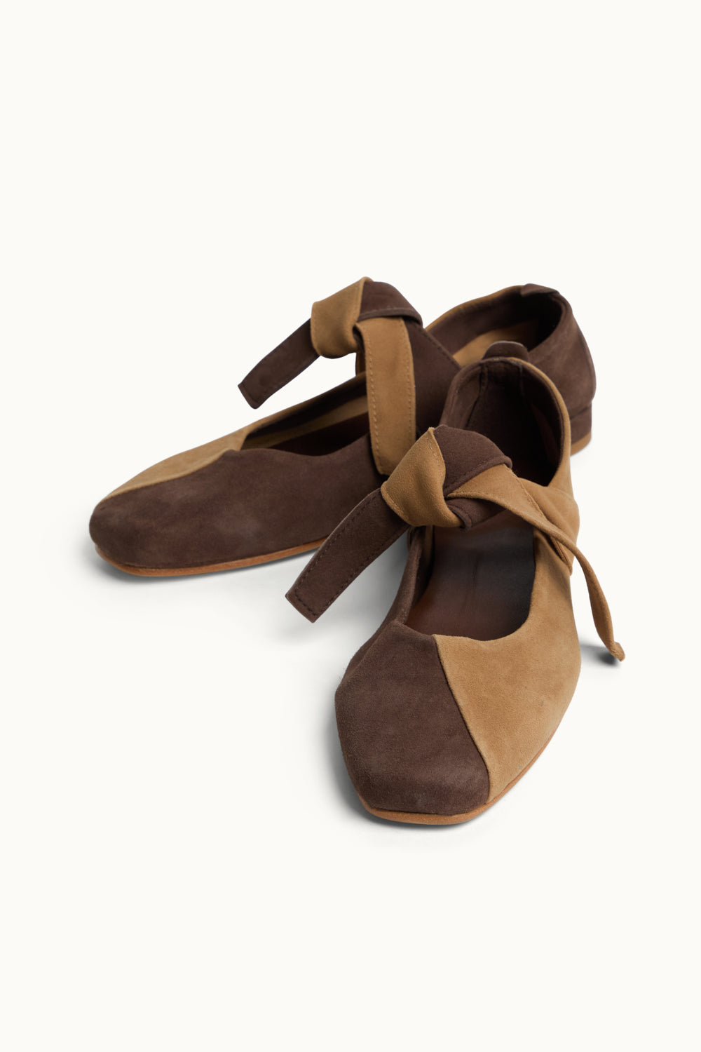 Gabrielle Brown Flat